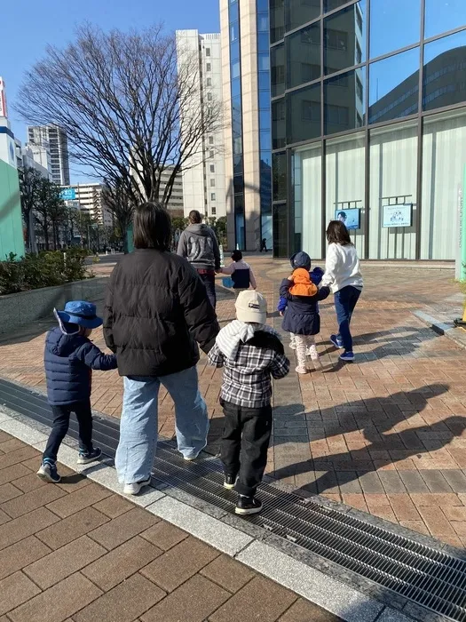 Aコースでは外出支援で近隣の施設や公園に出掛けています!