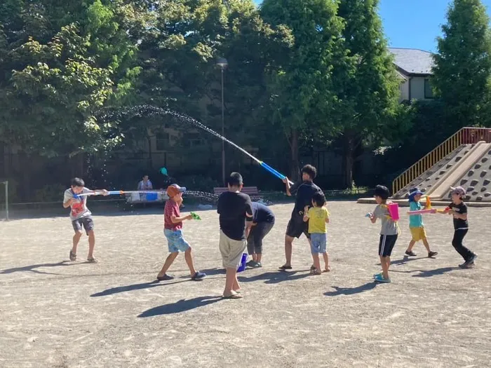 公園で水遊び!